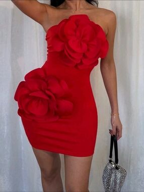 Red Strapless Floral Applique Bodycon Dress